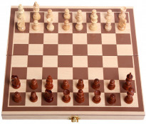 Gra w szachy, warcaby, tryktrak 3w1