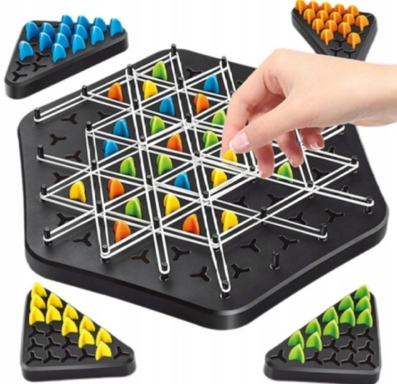Triggle Game. Gra planszowa